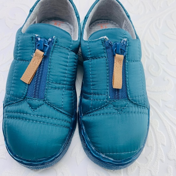 Toms toddler stellar blue quilted shoes size 9 - Picture 2 of 5
